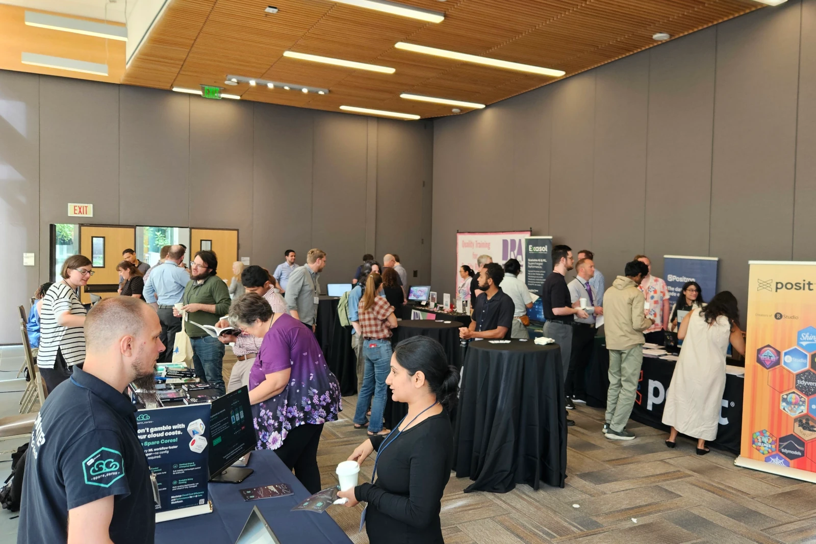 Photo from the Spare Cores booth at useR! 2025 conference in Durham, NC, USA.